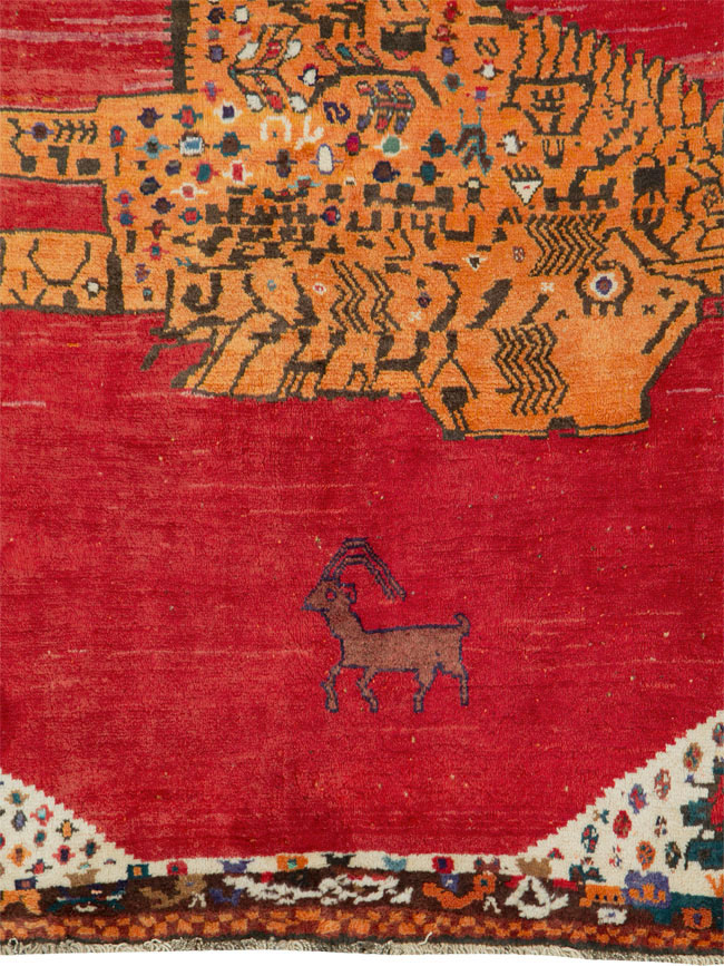 Vintage Persian Shiraz Pictorial Rug, No.25549 - Galerie Shabab