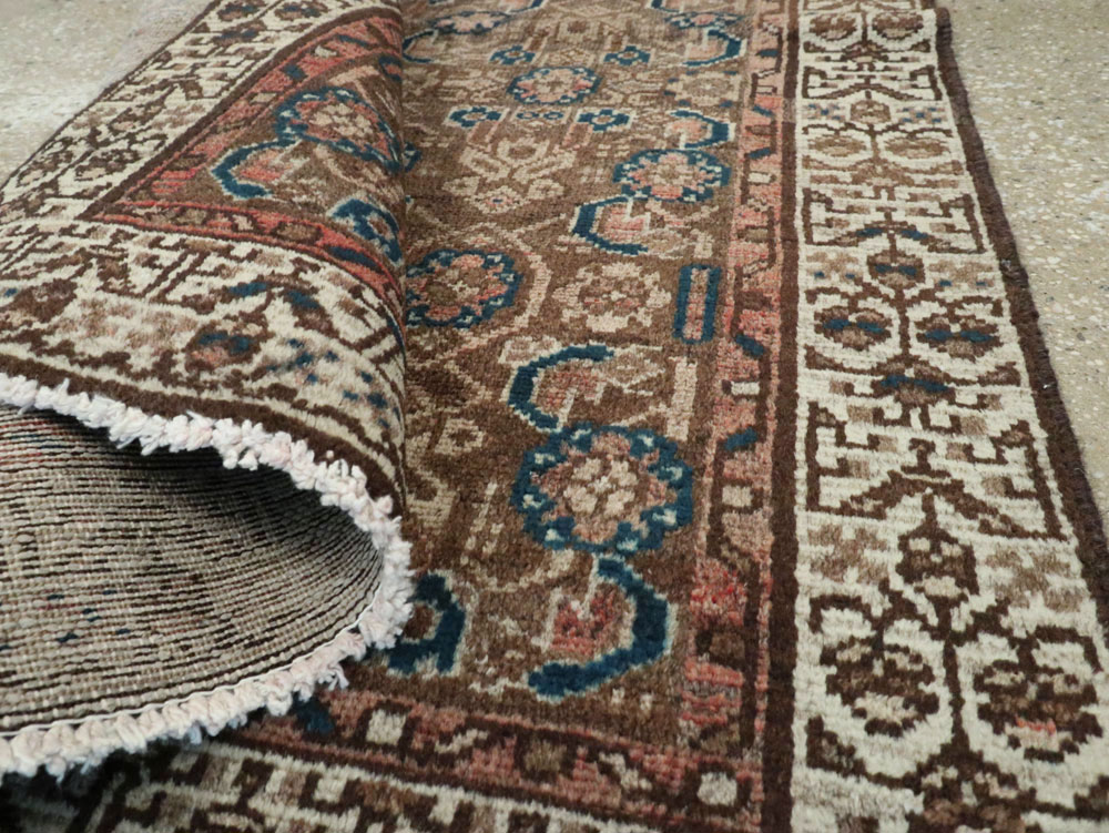 Vintage Persian Malayer Runner, No.25557 - Galerie Shabab