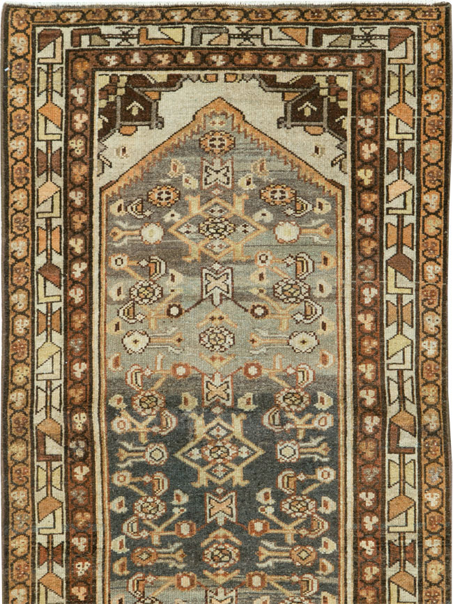Antique Persian Malayer Runner, No.25560 - Galerie Shabab