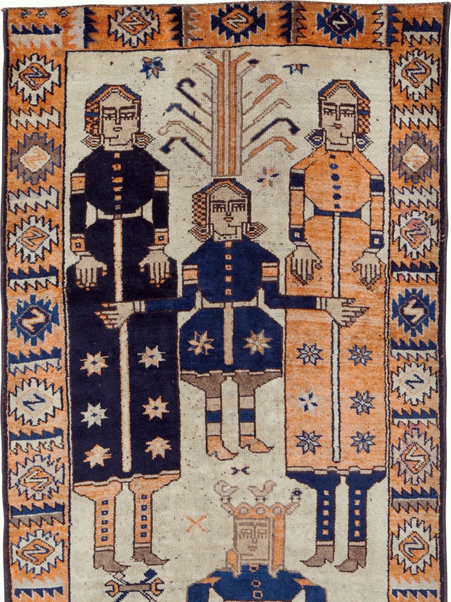 Vintage Persian Bakhtiari Pictorial Rug, No.25561 - Galerie Shabab