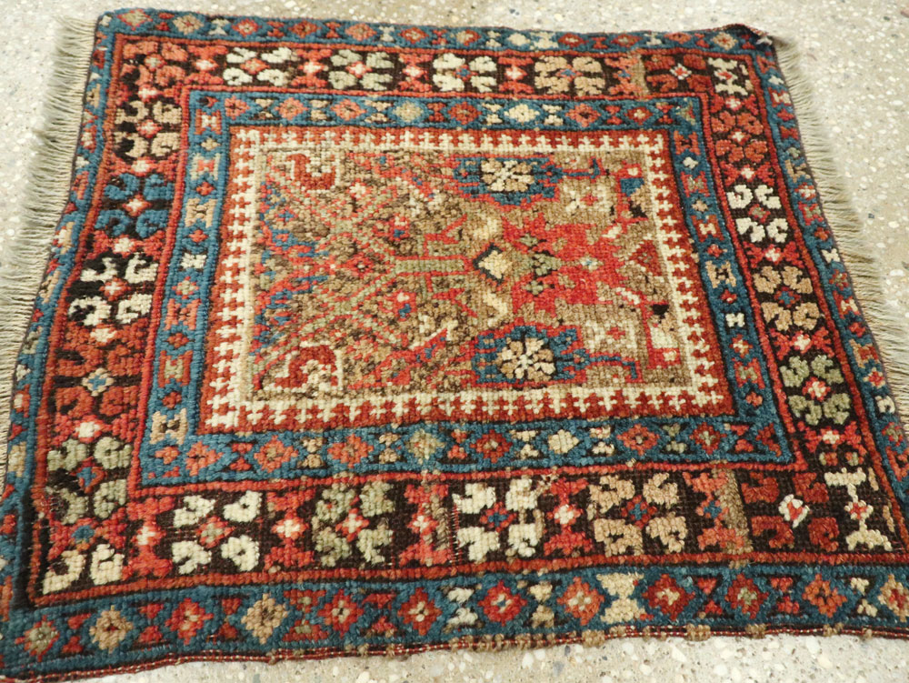 Antique Persian Qashqai Square Tribal Throw Rug, No.25568 - Galerie Shabab