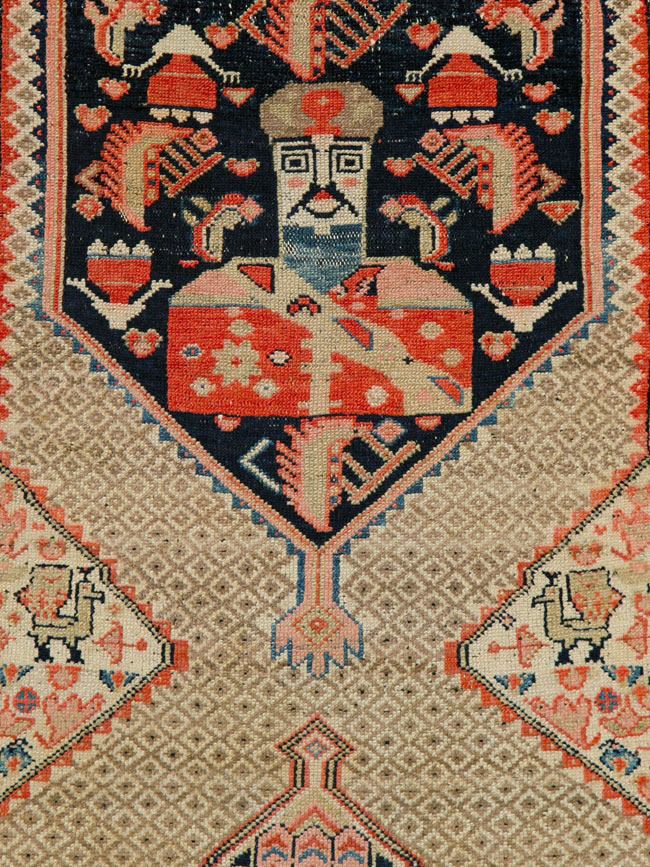 Antique Persian Hamadan Pictorial Rug, No.25572 - Galerie Shabab