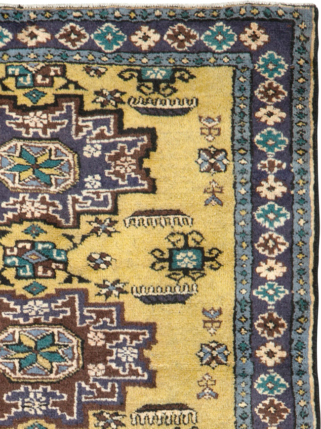Vintage Tabriz Rug, No.25603 - Galerie Shabab