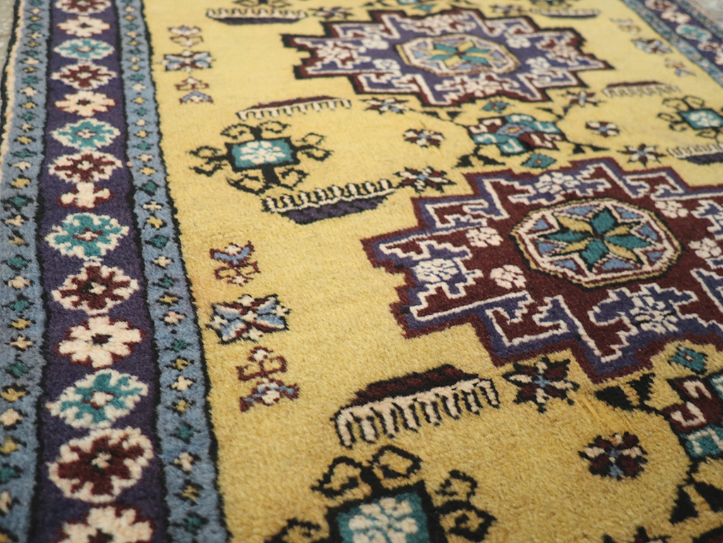 Vintage Tabriz Rug, No.25603 - Galerie Shabab
