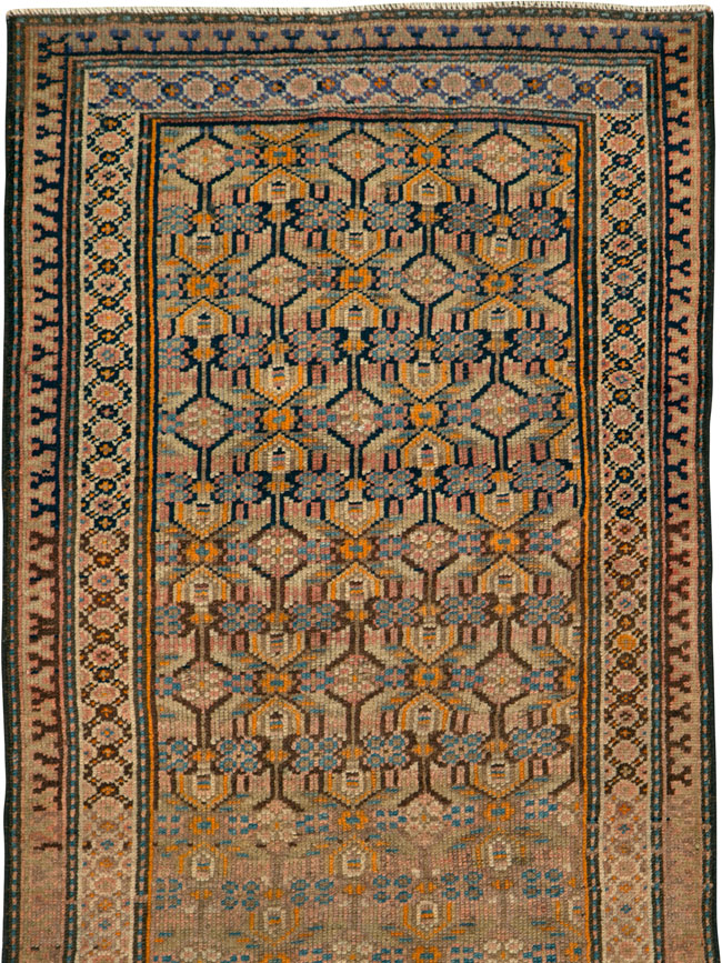 Antique Persian Malayer Runner, No.25604 - Galerie Shabab