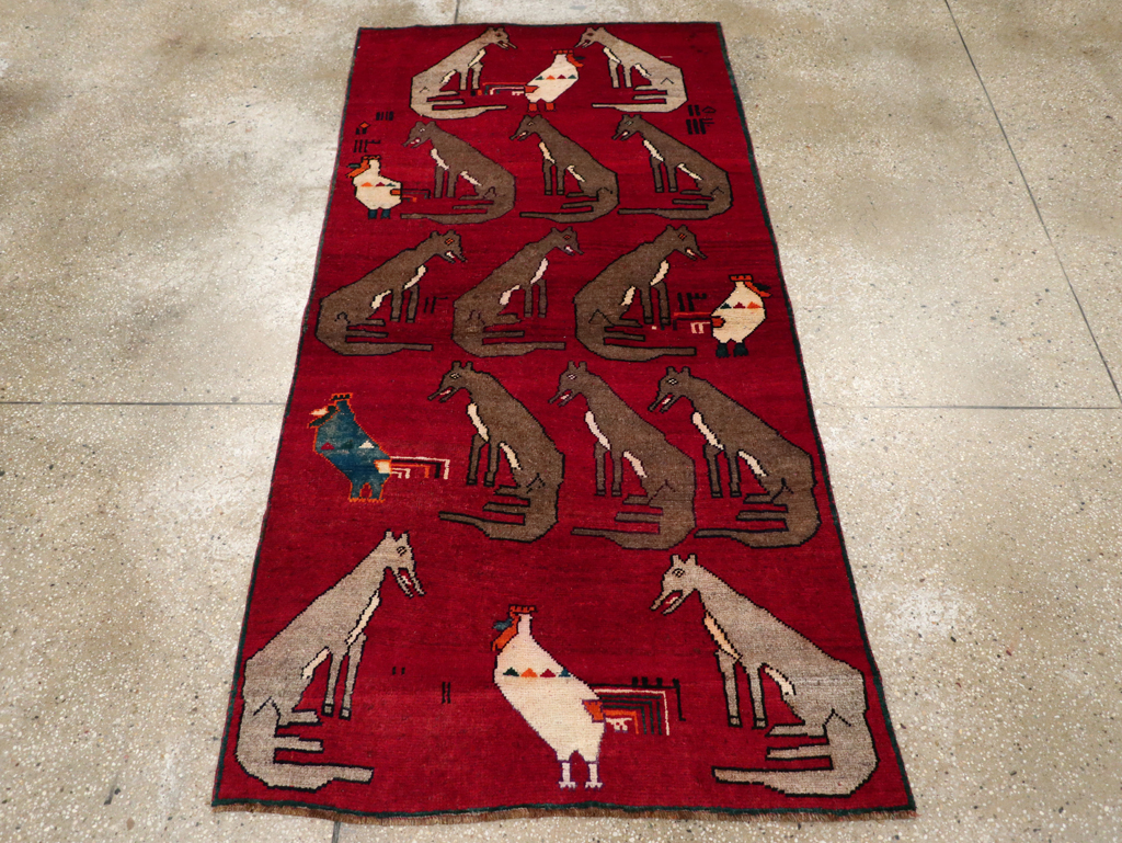 Vintage Persian Shiraz Pictorial Rug, No.25607 - Galerie Shabab