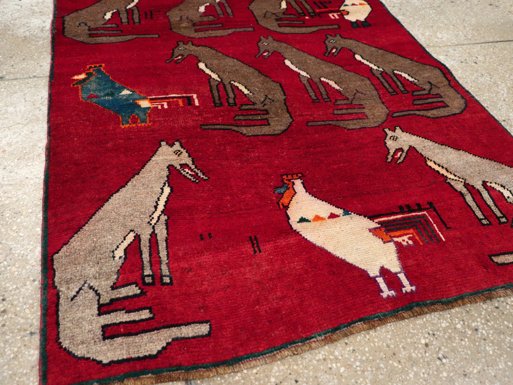 Vintage Persian Shiraz Pictorial Rug, No.25607 - Galerie Shabab