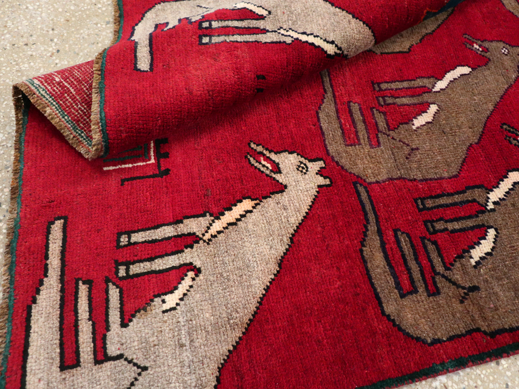 Vintage Persian Shiraz Pictorial Rug, No.25607 - Galerie Shabab