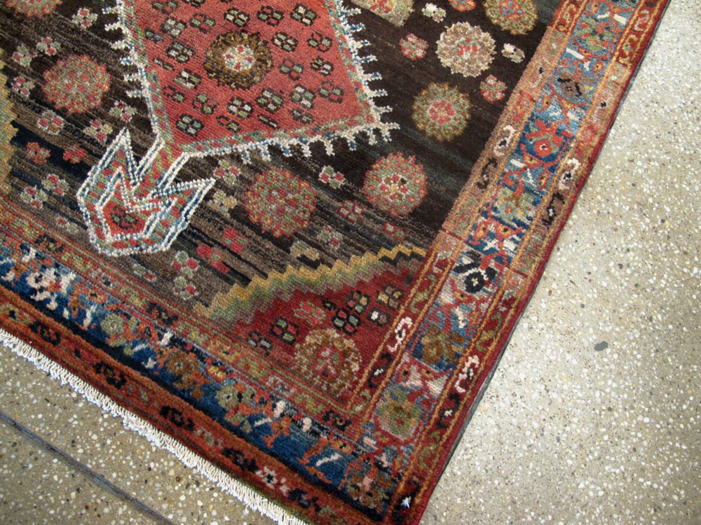 Vintage Kurdish Rug, No.25614 - Galerie Shabab