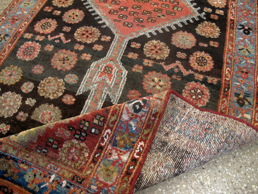 Vintage Kurdish Rug, No.25614 - Galerie Shabab