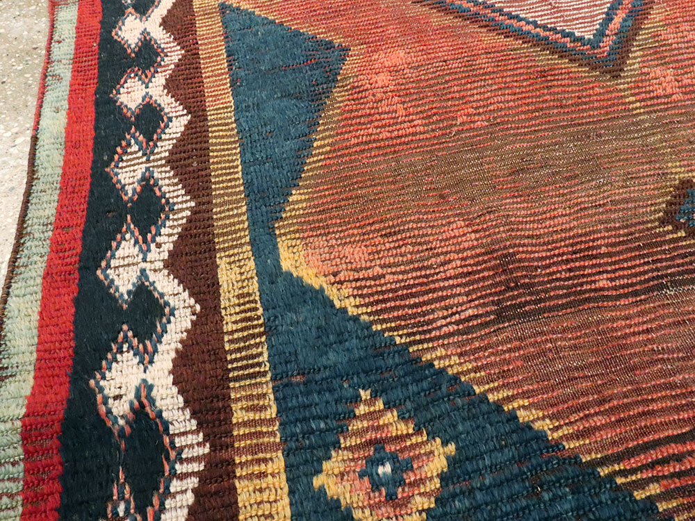 Antique Persian Gabbeh Tribal Accent Rug, No.25626 - Galerie Shabab