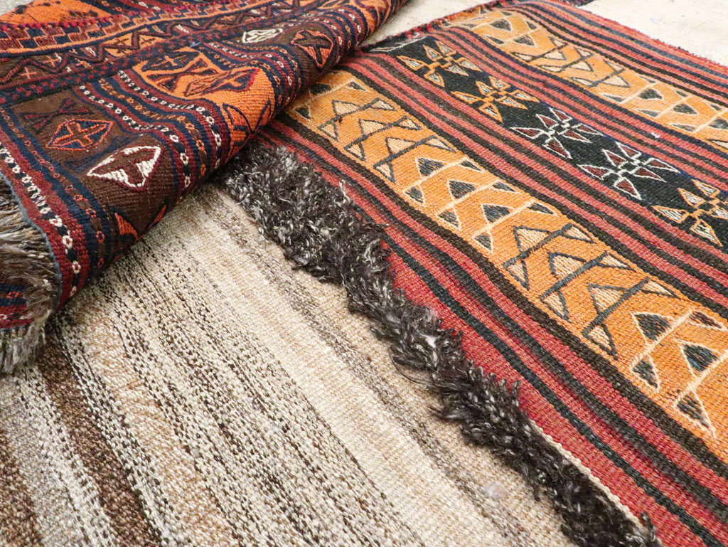 Vintage Persian Chaharmahal Bakhtiari Tacheh Flatweave Kilim , No.25628 - Galerie Shabab