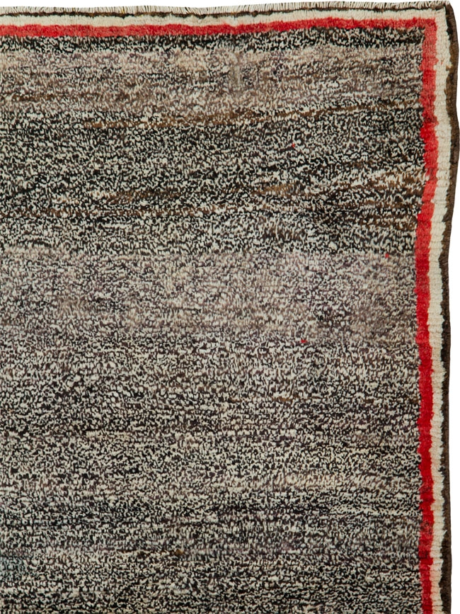 Vintage Persian Gabbeh Rug, No.25637 - Galerie Shabab