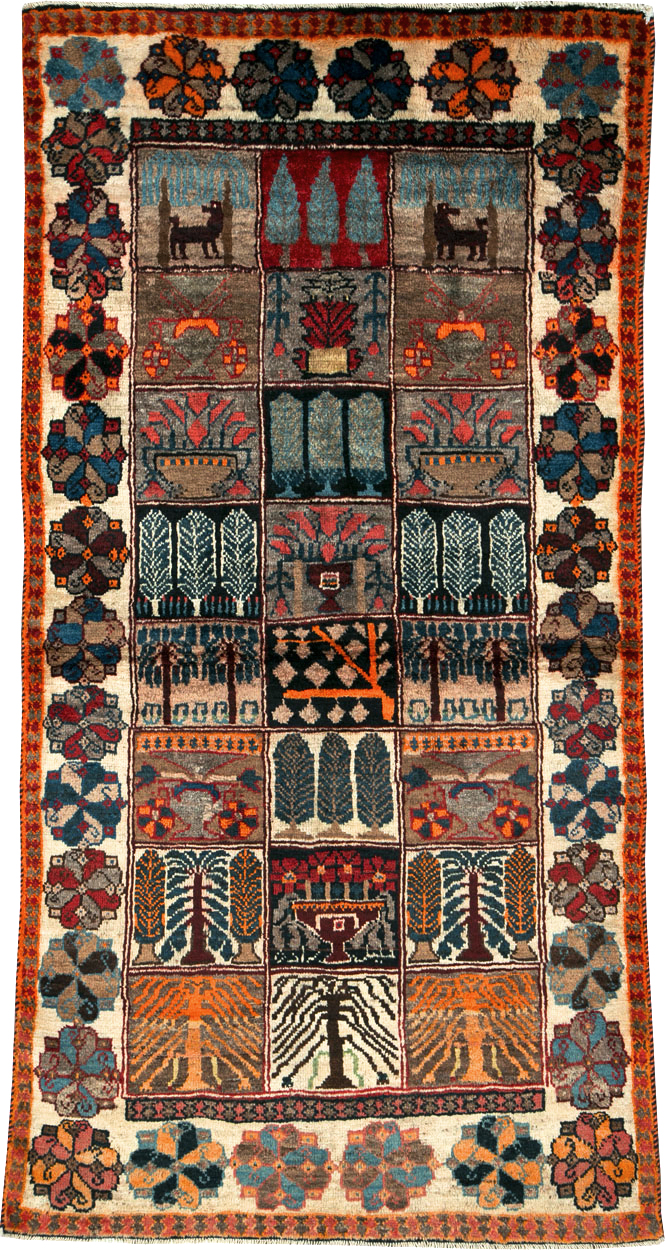 Vintage Persian Bakhtiari Rug, No.25639 - Galerie Shabab
