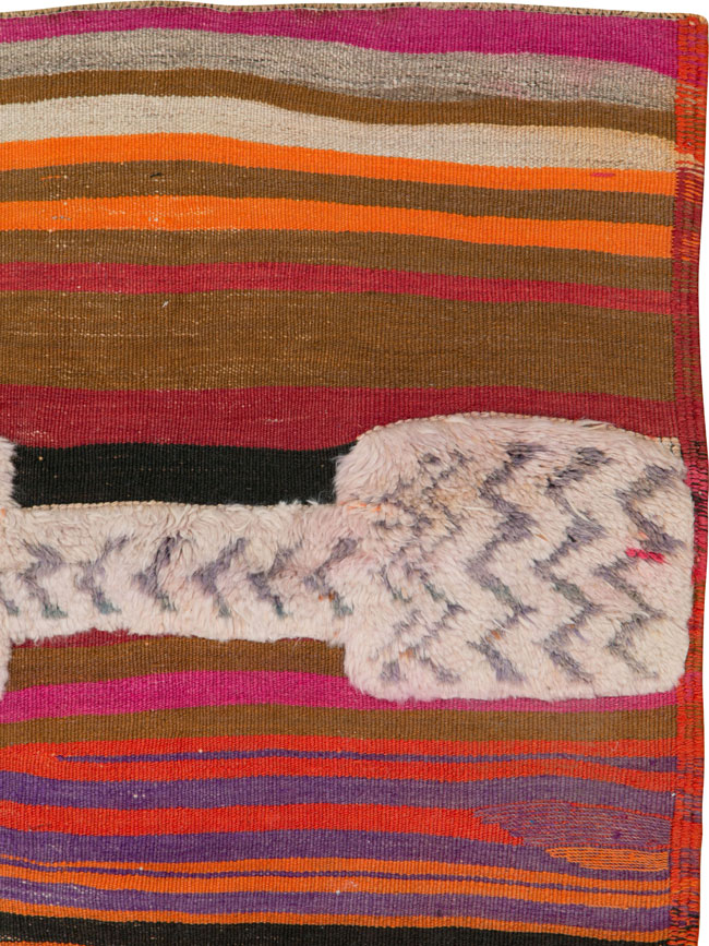 Vintage Persian Kilim, No.25642 - Galerie Shabab