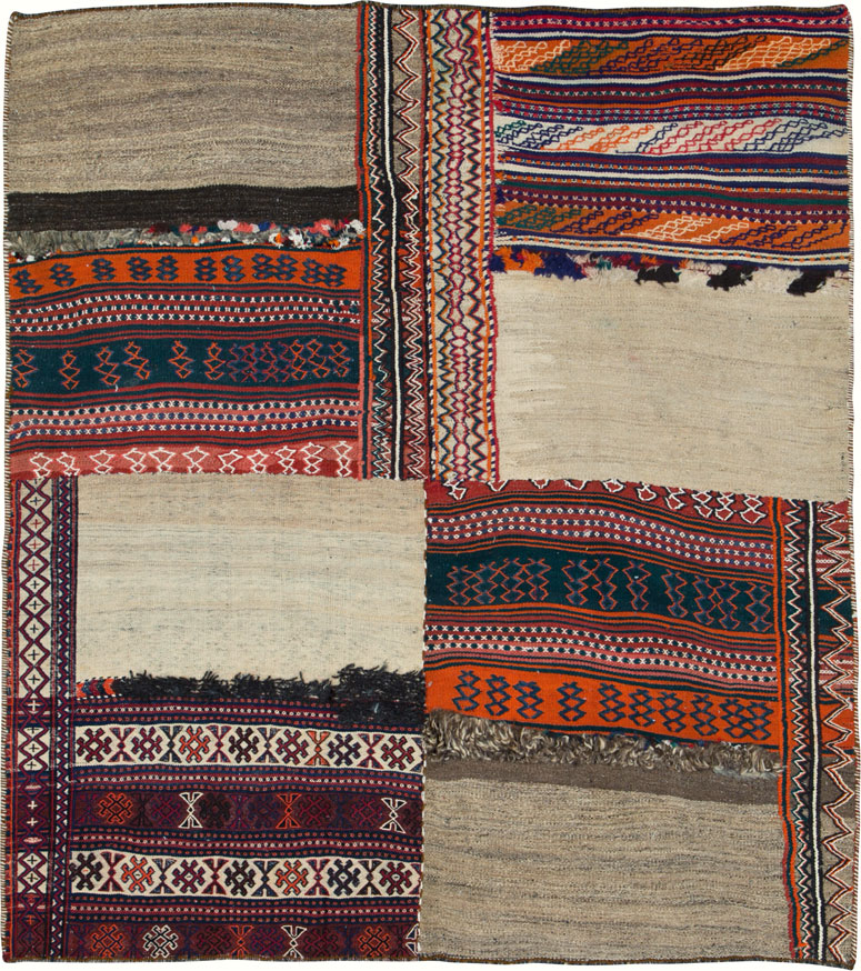 Vintage Persian Flatweave Kilim Square Accent Rug, No.25645 - Galerie Shabab