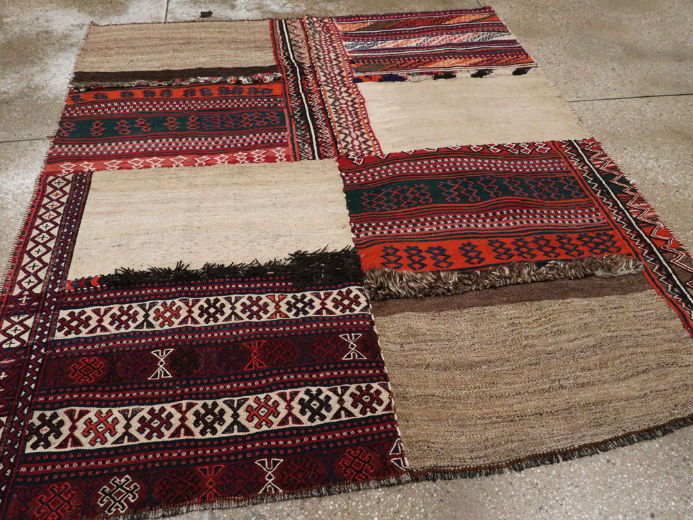 Vintage Persian Chaharmahal Bakhtiari Tacheh Flatweave Kilim , No.25645 - Galerie Shabab
