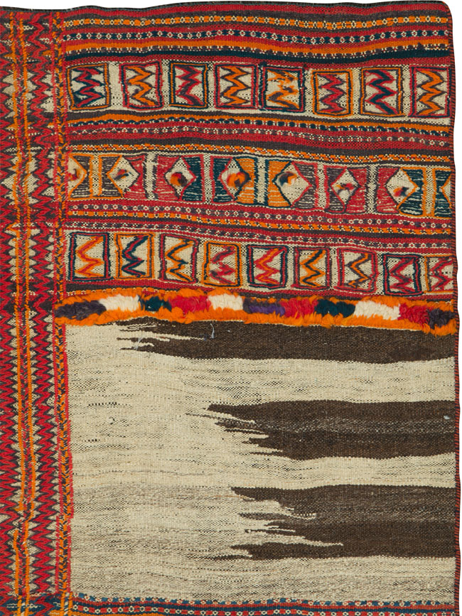 Vintage Persian Kilim, No.25649 - Galerie Shabab