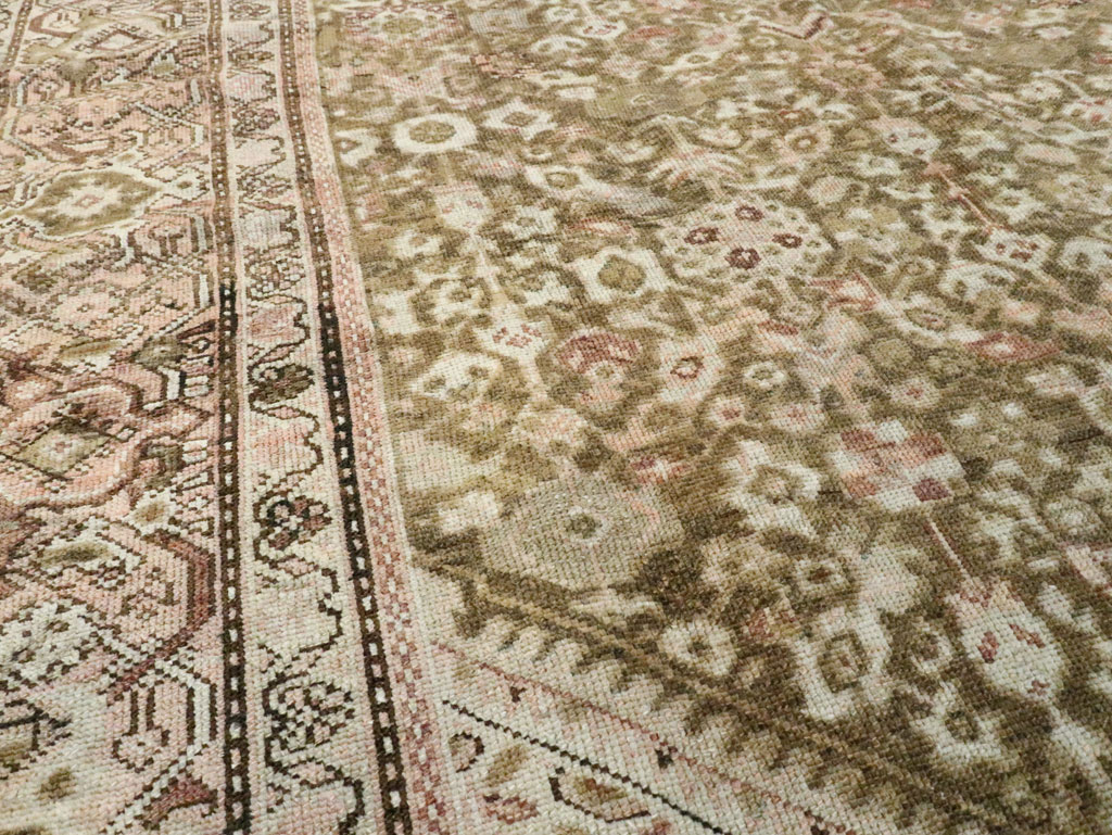Antique Persian Malayer Gallery Carpet, No.25667 - Galerie Shabab