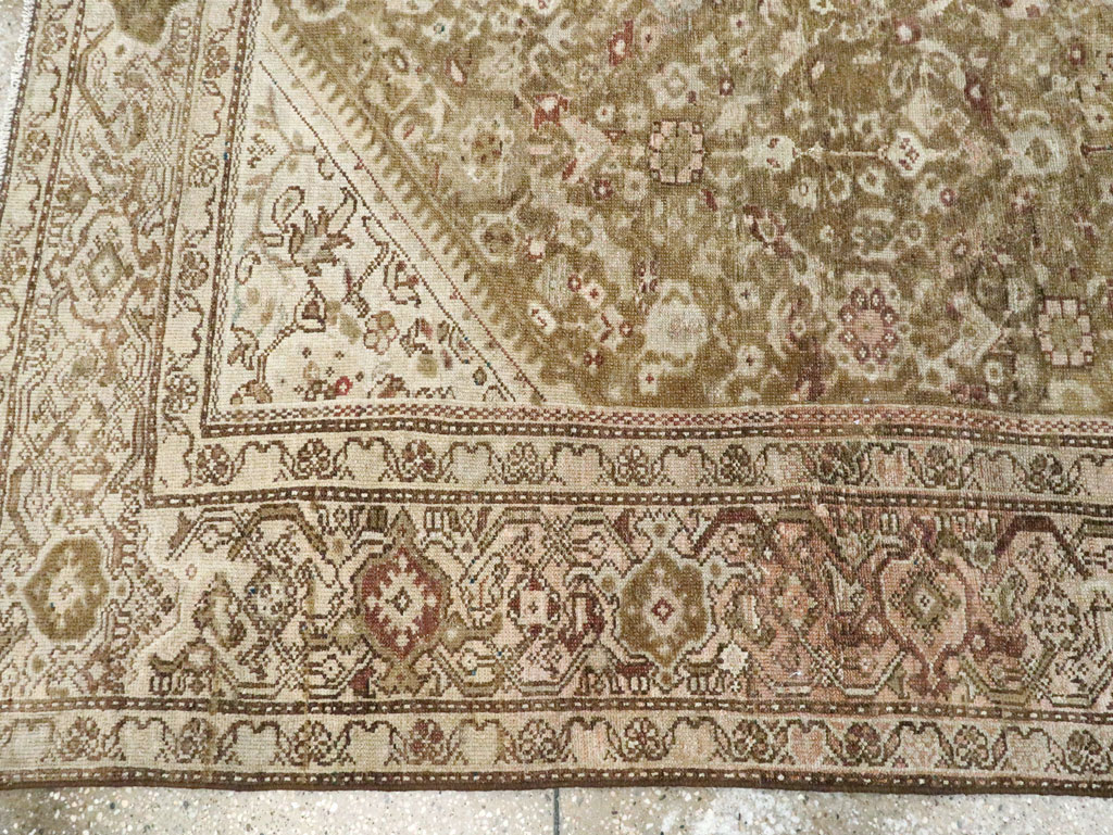 Antique Persian Malayer Gallery Carpet, No.25667 - Galerie Shabab