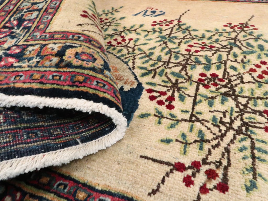 Vintage Persian Kashan Pictorial Rug, No.25675 - Galerie Shabab