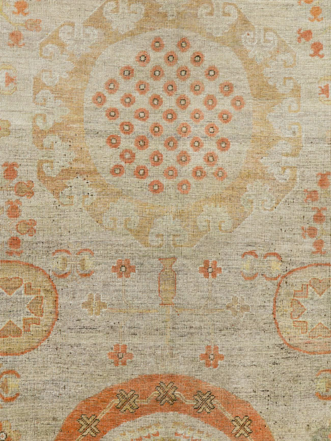 Antique East Turkestan Khotan Gallery Carpet, No.25677 - Galerie Shabab