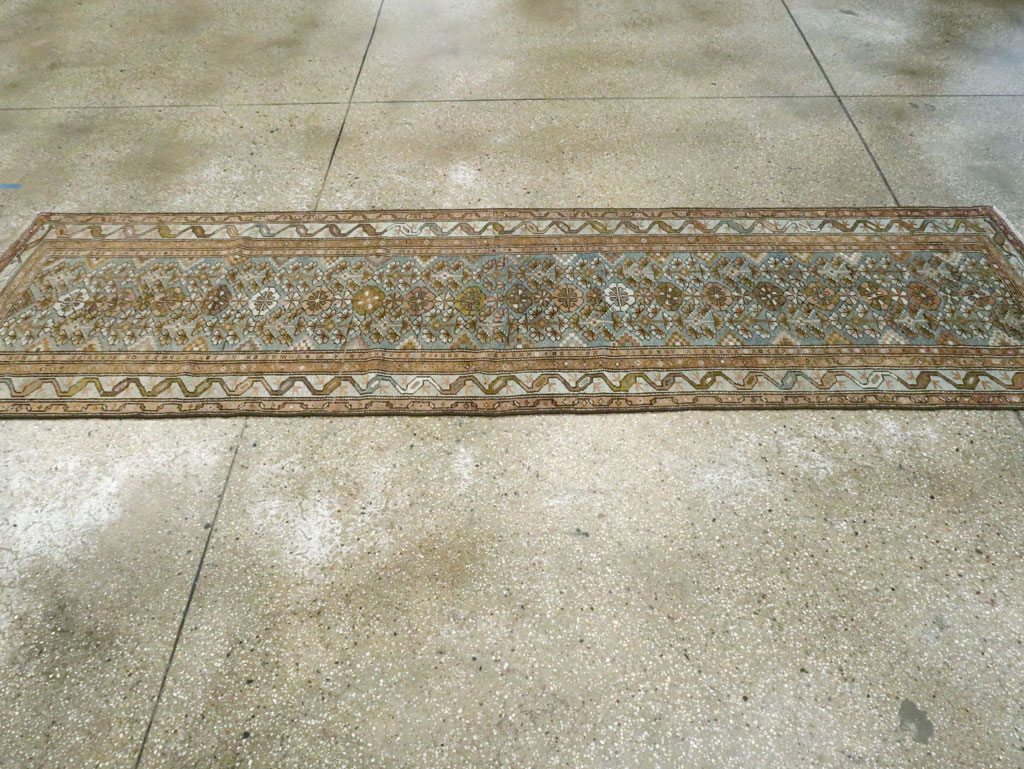 Antique Persian Malayer Runner, No.25681 - Galerie Shabab