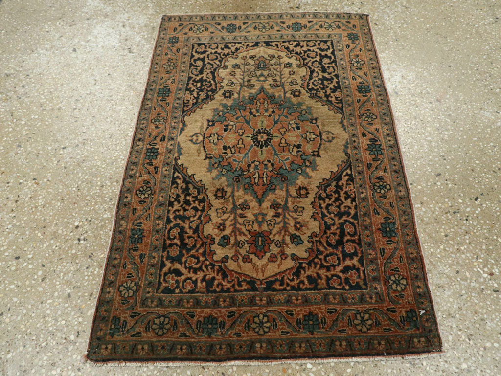 Antique Persian Tabriz Hagi Jalili Rug, No.25684 - Galerie Shabab