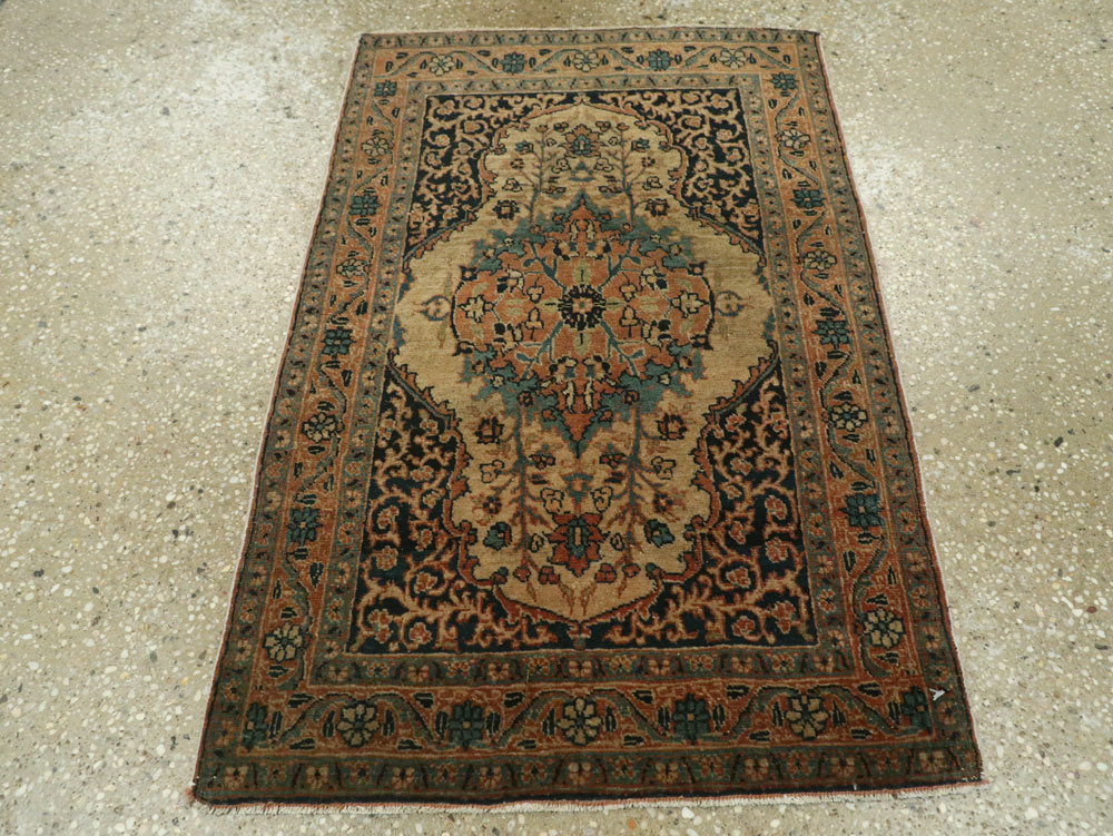 Antique Tabriz Hagi Jalili Rug, No.25684 - Galerie Shabab