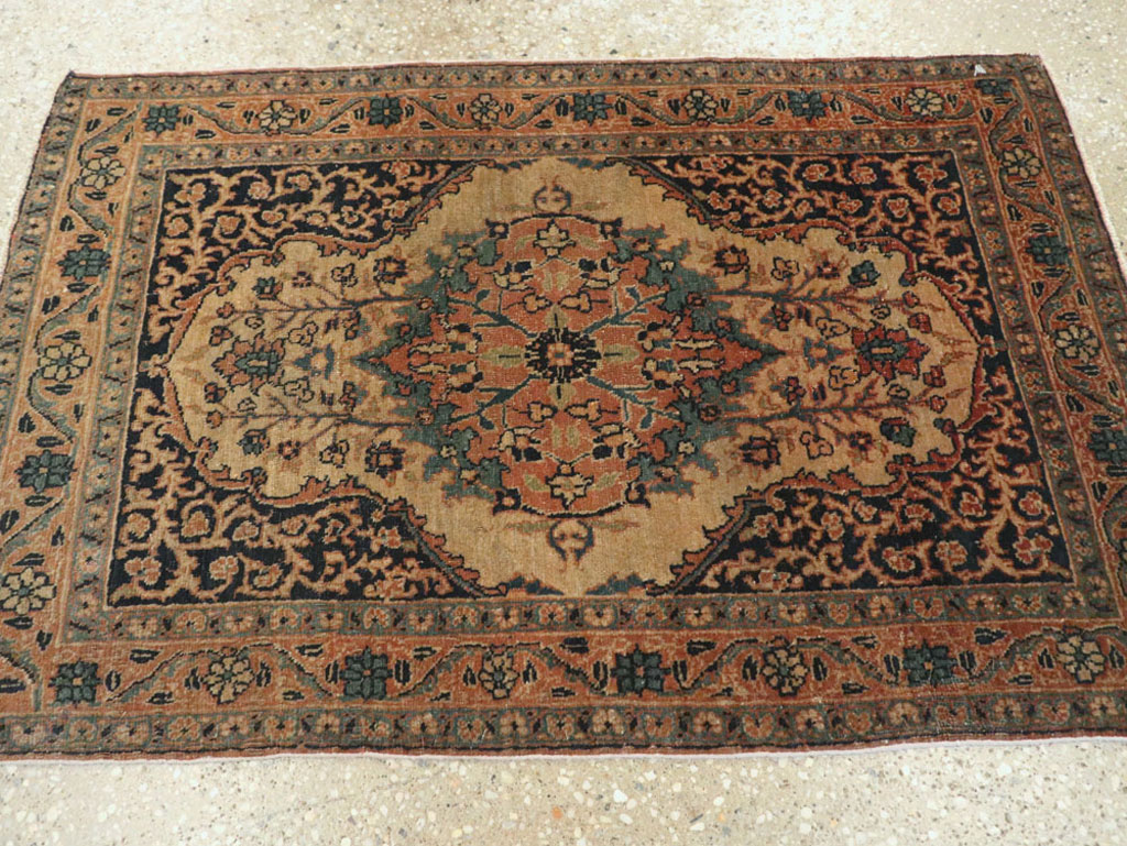 Antique Persian Tabriz Hagi Jalili Rug, No.25684 - Galerie Shabab