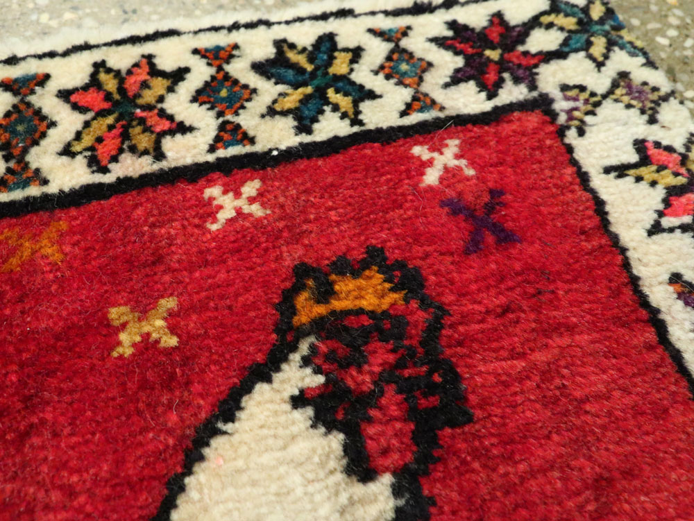 Vintage Persian Kurdish Rug, No.25687 - Galerie Shabab