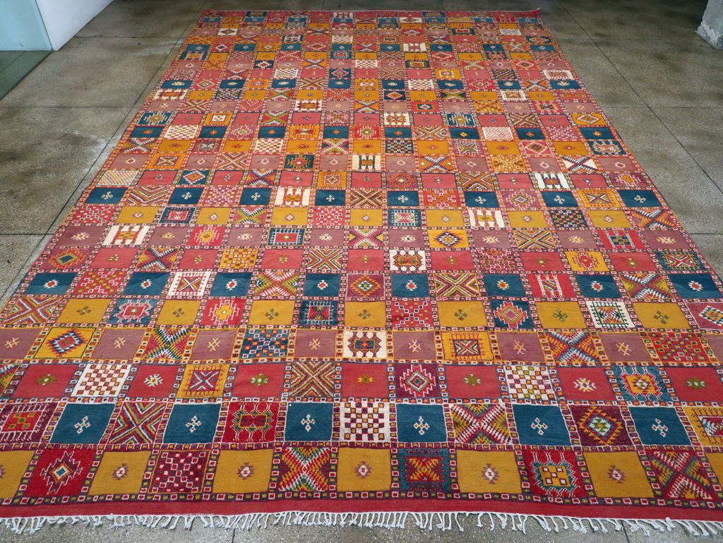 Vintage Moroccan Oversize Carpet, No.25717 - Galerie Shabab