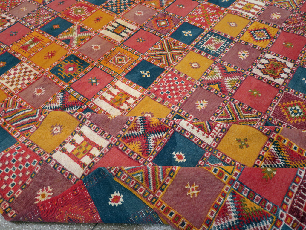 Vintage Moroccan Oversize Carpet, No.25717 - Galerie Shabab
