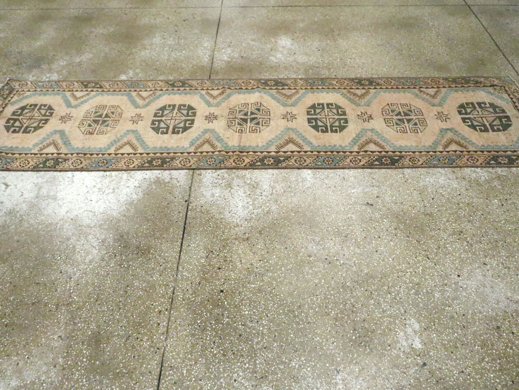 Vintage Turkish Anatolian Runner, No.25719 - Galerie Shabab