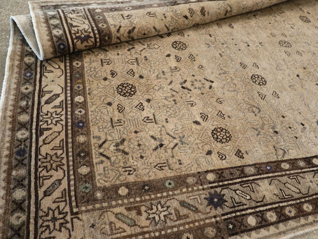 Vintage Persian Malayer Wide Gallery Runner, No.25759 - Galerie Shabab
