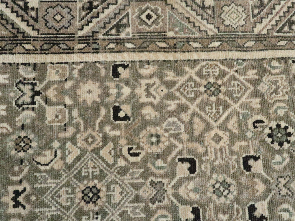 Vintage Persian Malayer Gallery Carpet, No.25760 - Galerie Shabab