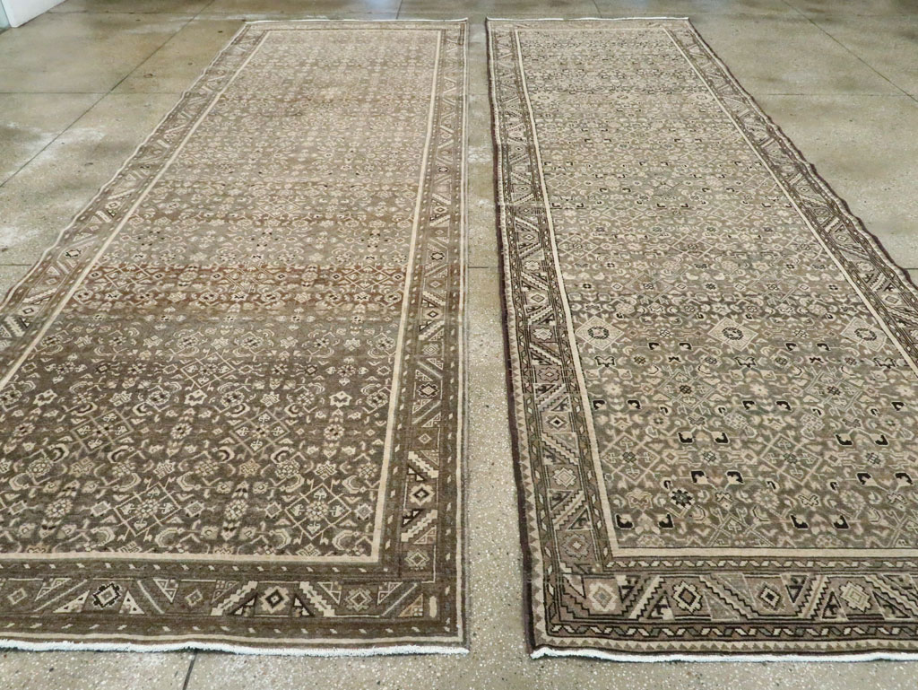 Vintage Persian Malayer Gallery Carpet, No.25760 - Galerie Shabab