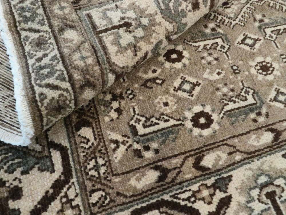 Vintage Persian Malayer Wide Gallery Runner, No.25764 - Galerie Shabab