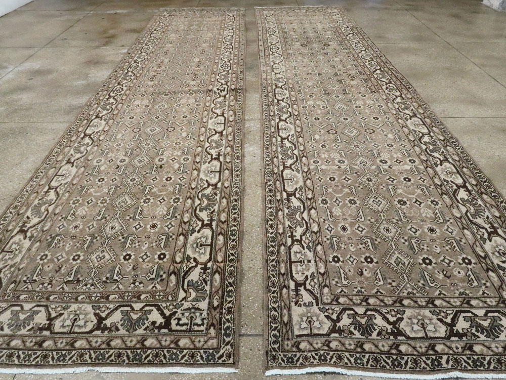 Vintage Persian Malayer Wide Gallery Runner, No.25764 - Galerie Shabab