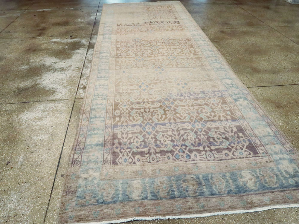 Vintage Persian Malayer Wide Gallery Runner, No.25767 - Galerie Shabab