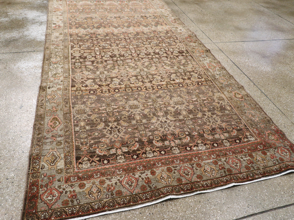 Vintage Persian Malayer Wide Gallery Runner, No.25776 - Galerie Shabab