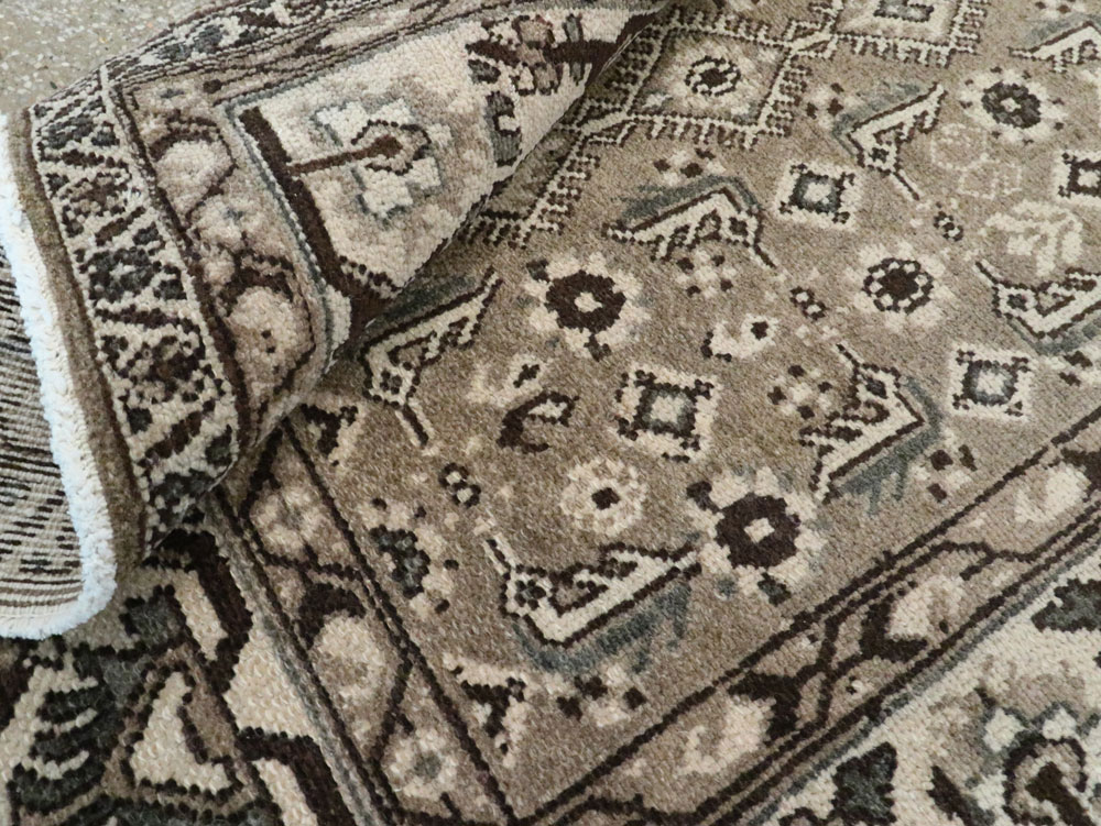 Vintage Persian Malayer Wide Gallery Runner, No.25803 - Galerie Shabab