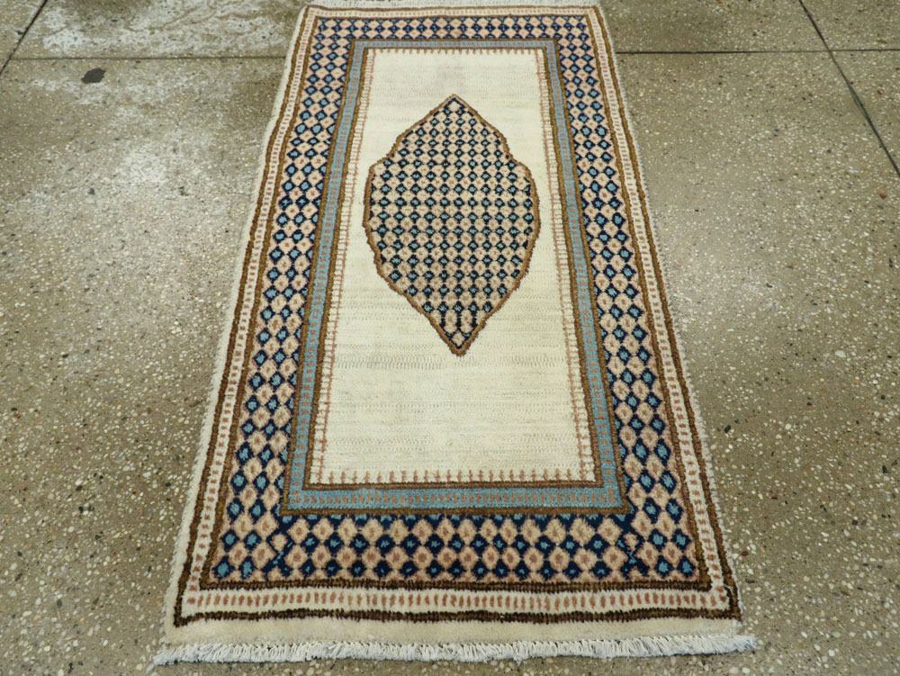 Vintage Persian Kerman Rug, No.25827 - Galerie Shabab