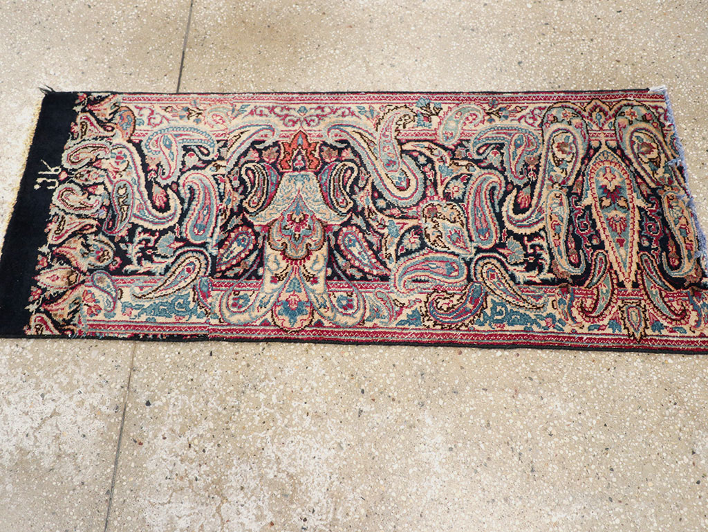 Vintage Persian Mashad Rug, No.25832 - Galerie Shabab