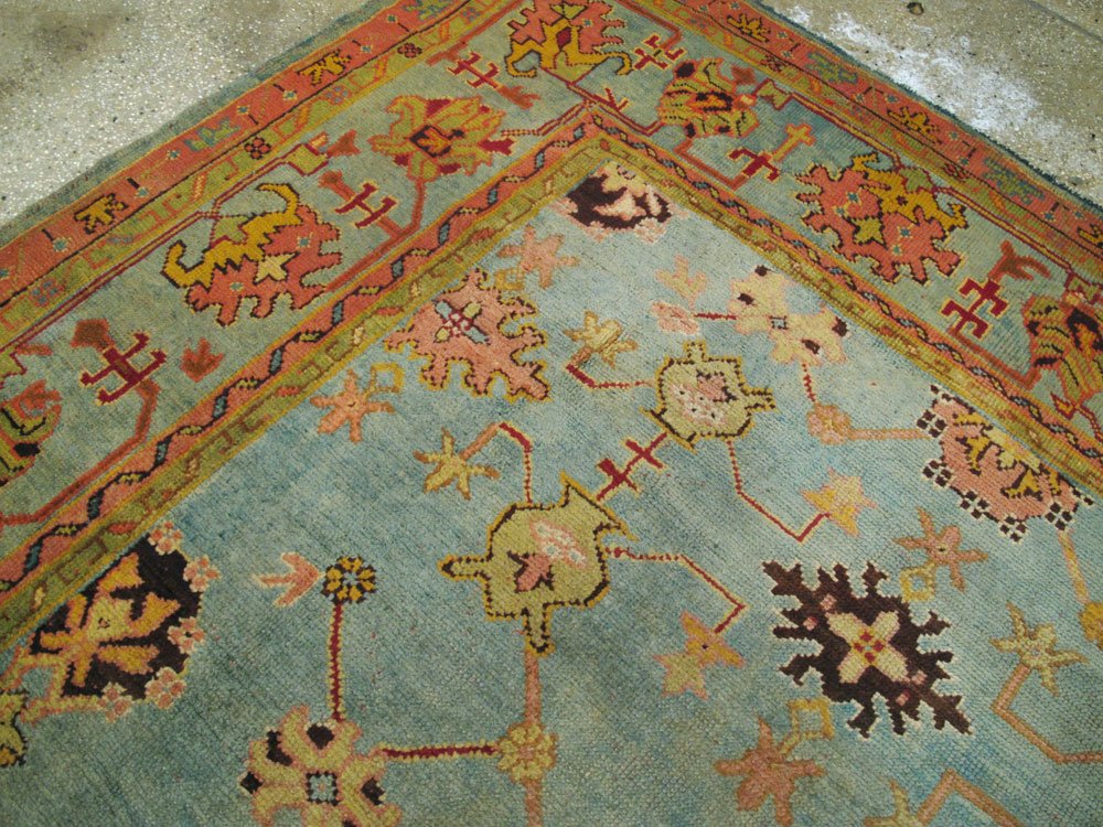 Antique Turkish Oushak Carpet, No.25833 - Galerie Shabab