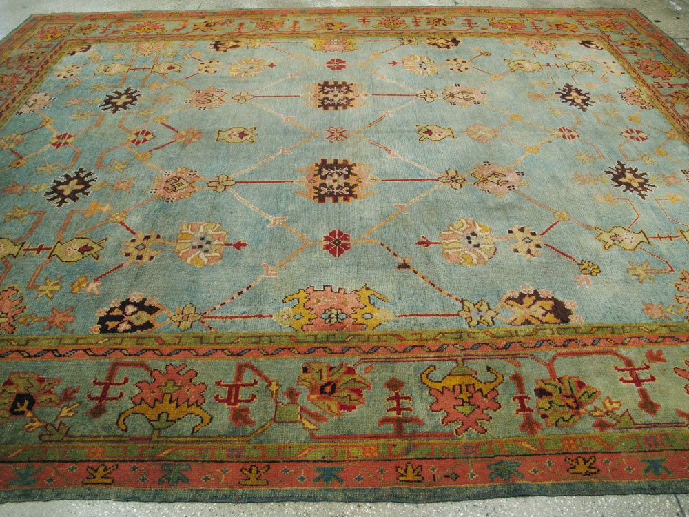 Antique Turkish Oushak Carpet, No.25833 - Galerie Shabab