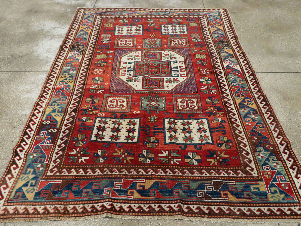 Antique Caucasian Kazak Accent Carpet, No.25858 - Galerie Shabab