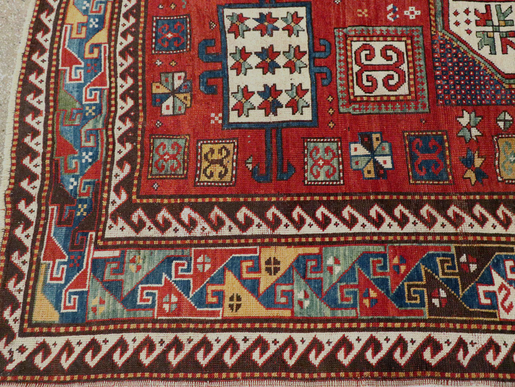 Antique Caucasian Kazak Accent Carpet, No.25858 - Galerie Shabab