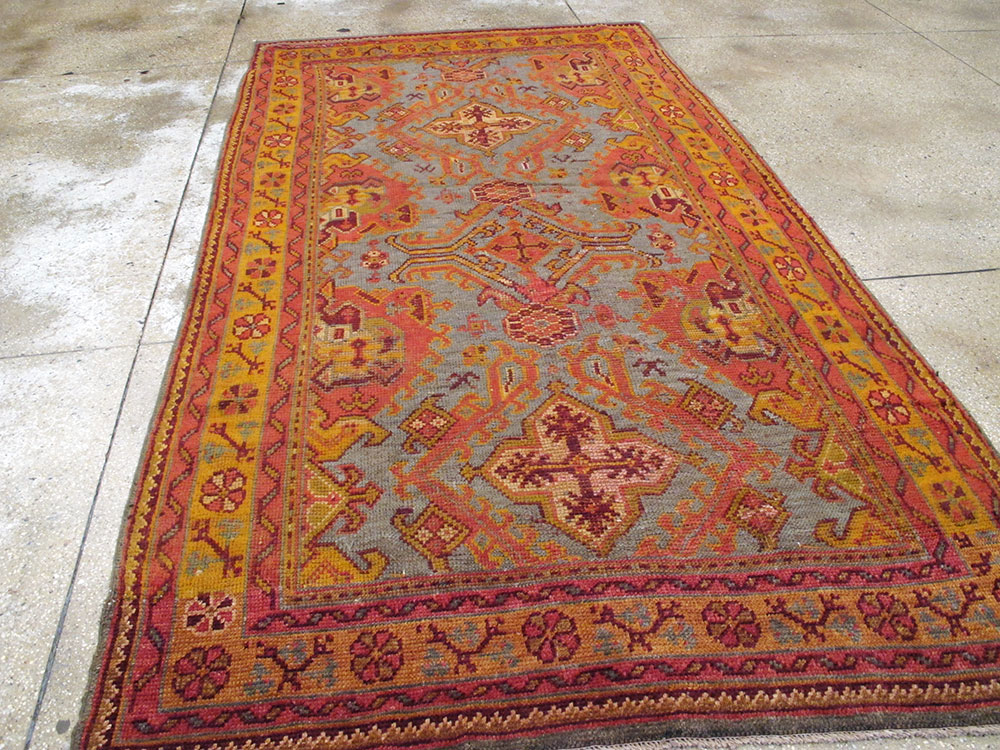 Antique Turkish Oushak Gallery Rug, No.25859 - Galerie Shabab