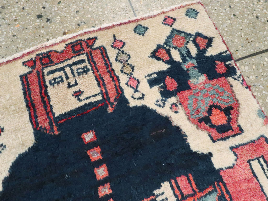 Vintage Persian Pictorial Bakhtiari Throw Rug, No.25861 - Galerie Shabab